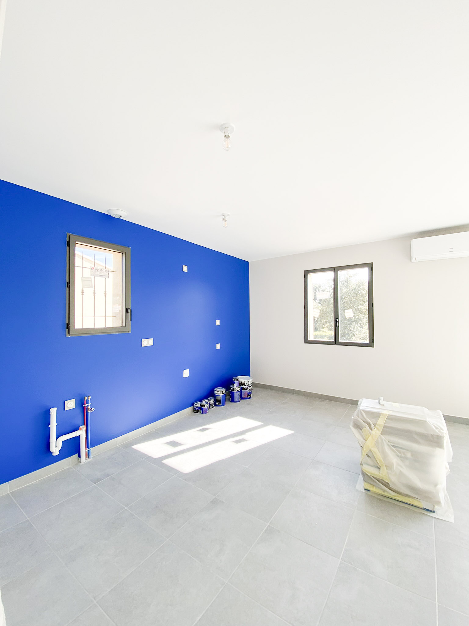 Peinture et finitions dans une maison neuve dans le Vaucluse